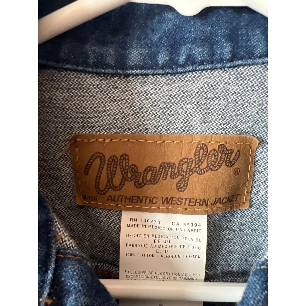 Wrangler boys medium unlined denim jacket.